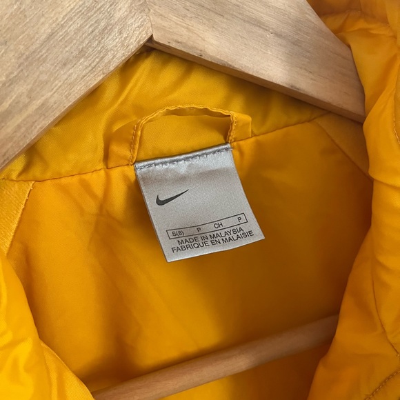 Vintage Nike Jacket / Small / Yellow / Ages 7-12 - Picture 3 of 5